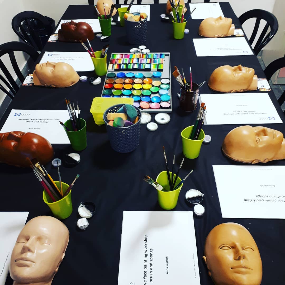 סדנת ציורי פנים | אנה ויסטריך