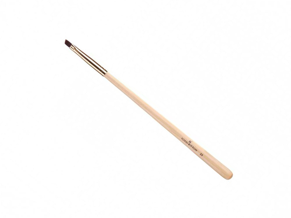 מברשת איליינר מלוכסנת 23 לאיפור מקצועי מבית יוסי ביטון