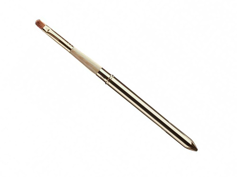 מברשת שפתיים 01 לאיפור מקצועי מבית יוסי ביטון