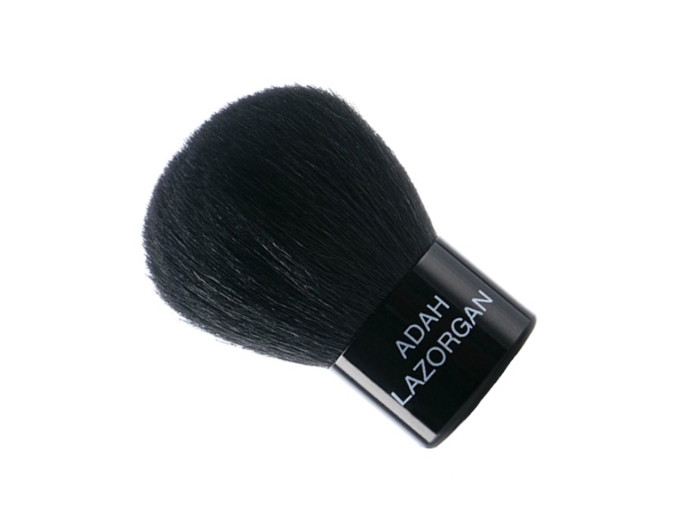 מברשת קבוקי לאיפור מקצועי מבית עדה לזורגן