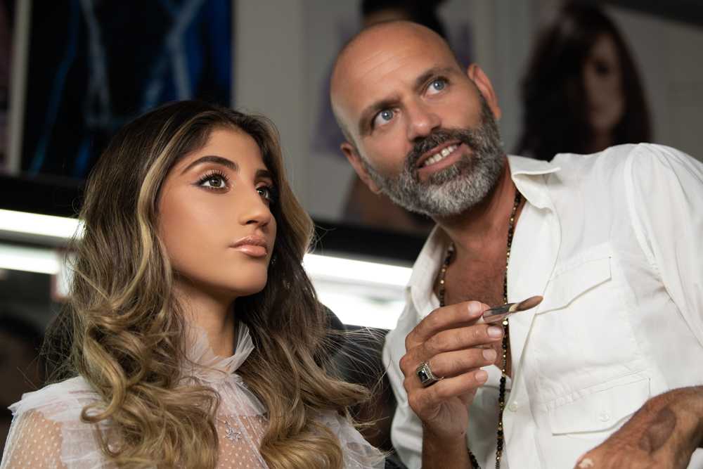 שיעור איפור פרטי עם יוסי ביטון