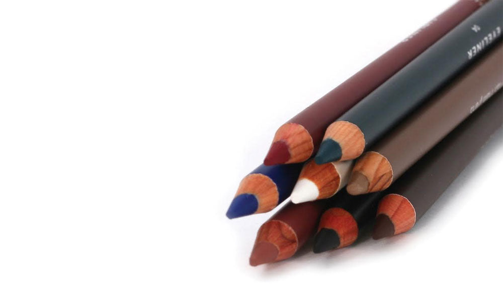 עיפרון עיניים עץ לאיפור מקצועי מבית בועז שטיין