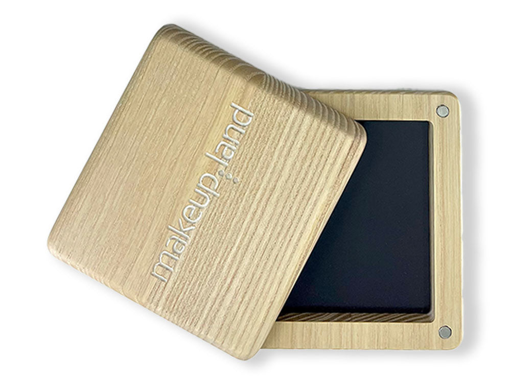 פלטת עץ בעבודת יד המותאמת לצלליות של אינגלוט Hand Made Inglot Freedom System Compatible Palette