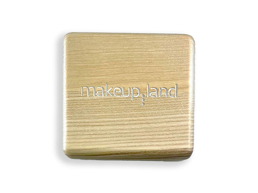 פלטת עץ בעבודת יד המותאמת לצלליות של אינגלוט Hand Made Inglot Freedom System Compatible Palette