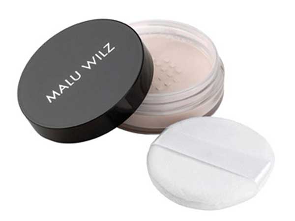 4590 פודרה מקבעת עמידה במים לאיפור מקצועי מבית מלו וילז