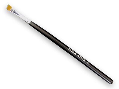 מברשת 13 – מברשת איליינר זוויותית גדולה לאיפור מקצועי מבית בועז שטיין