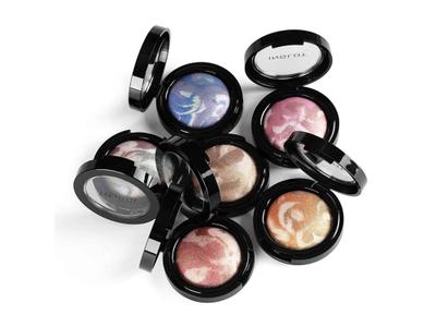 INGLOT EYELIGHTER צללית מבריקה לאיפור מקצועי מבית אינגלוט