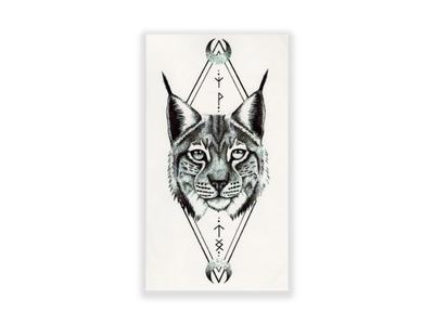 תעתוע קעקוע זמני בינוני שחור לבן קרקל גיאומטרי עם כיתוב אותיות שבטיות