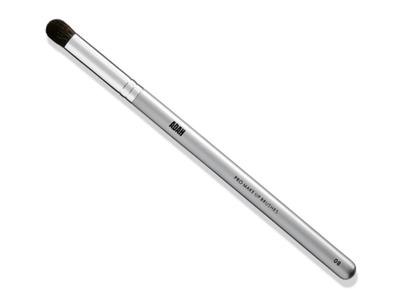 מברשת טשטוש 08 ״מאמי״ לאיפור מקצועי מבית עדה לזורגן