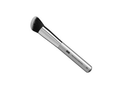 מברשת מייקאפ זויתית מס׳ 30 לאיפור מקצועי מבית עדה לזורגן