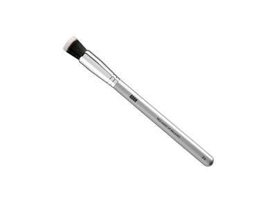 מברשת למריחת מייקאפ וקונסילר מס׳ 26  לאיפור מקצועי מבית עדה לזורגן